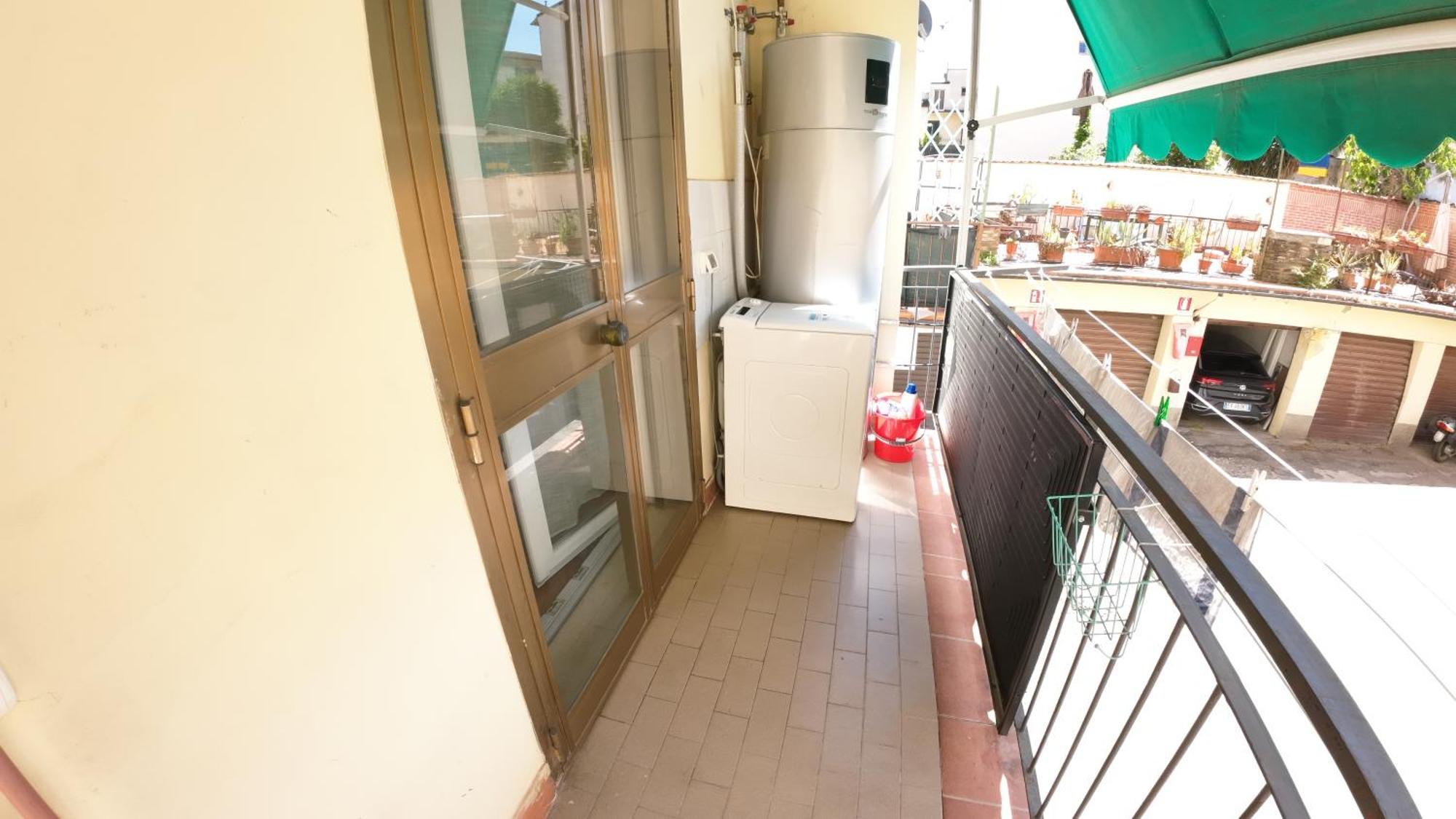 Apartamento Urban Center 1 Easy Parking Near Tram Florencia Exterior foto