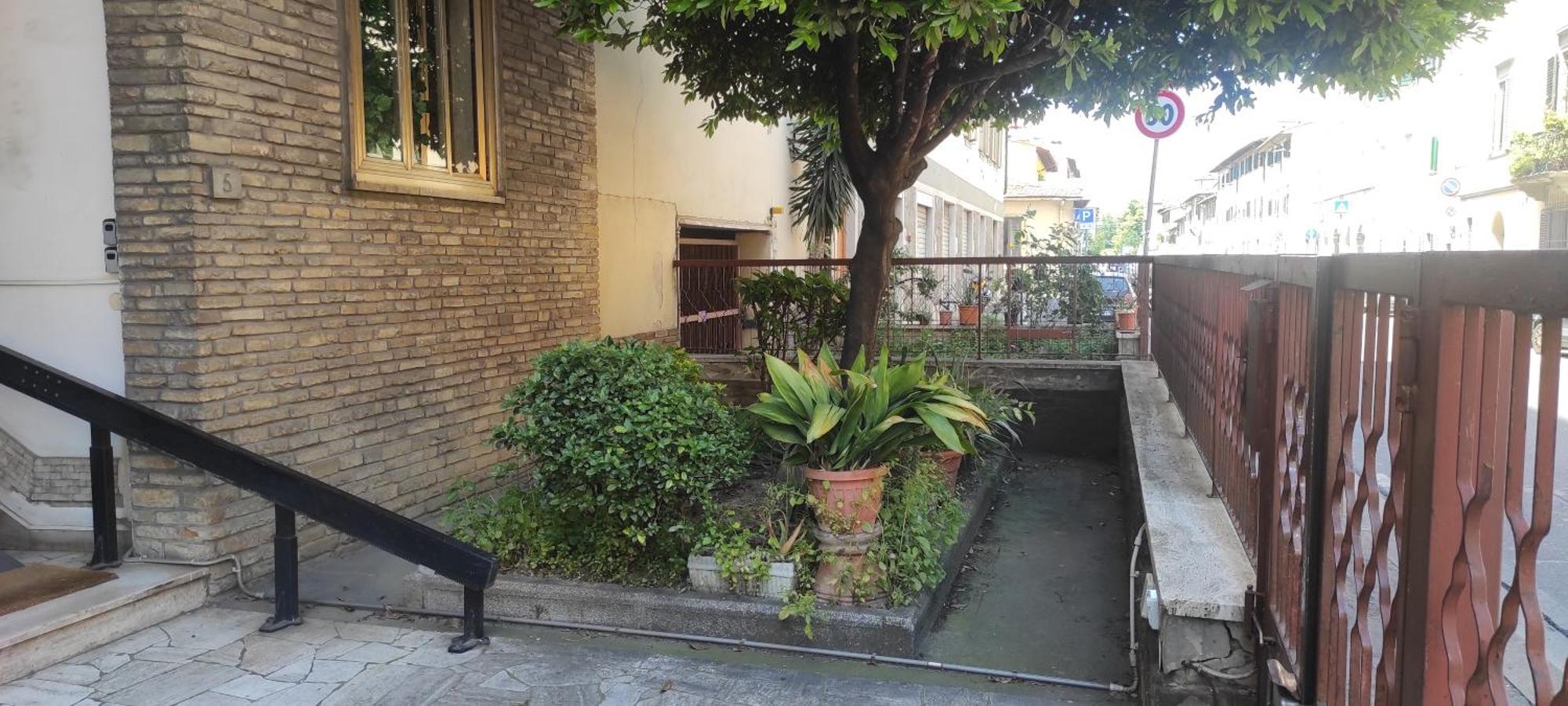 Apartamento Urban Center 1 Easy Parking Near Tram Florencia Exterior foto